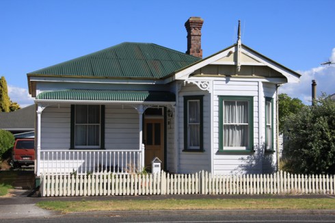 Another traditional NZ house